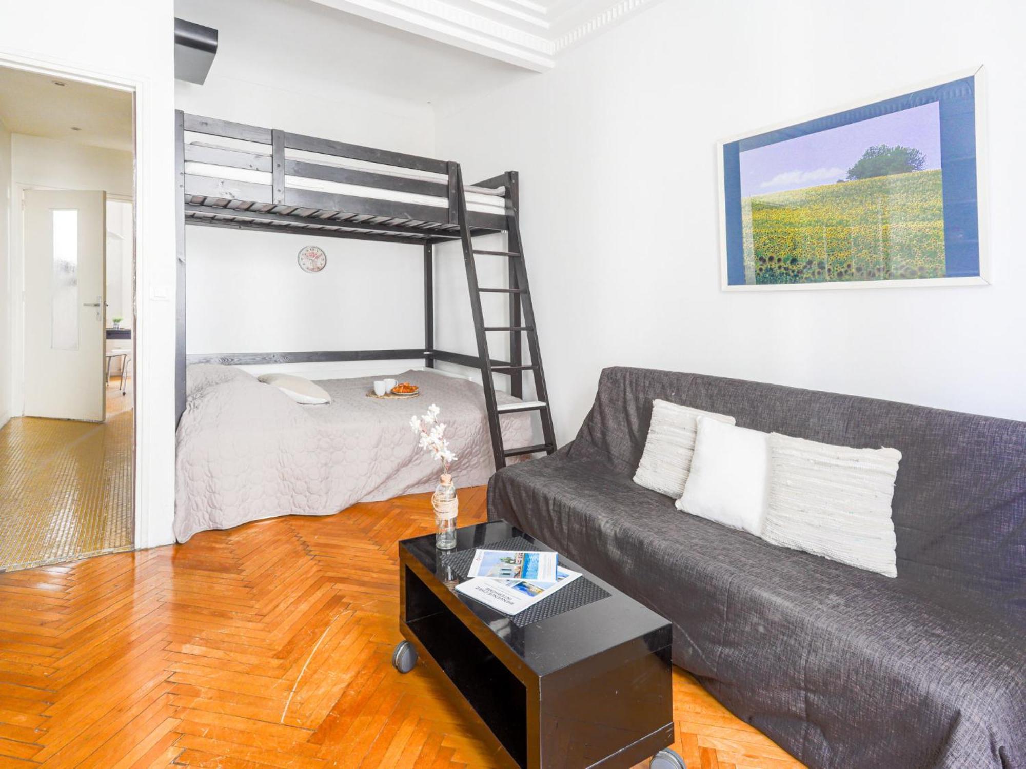 Апартаменты Studio Palais Clemenceau By Interhome *